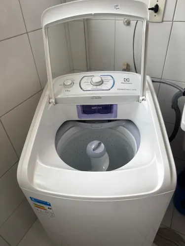 Máquina de lavar Electrolux 11kg EssentialCare 