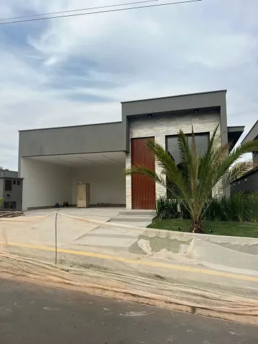 Jardins Barcelona, sobrado 4 suites plenas, churrasqueira, Senador Canedo, GO