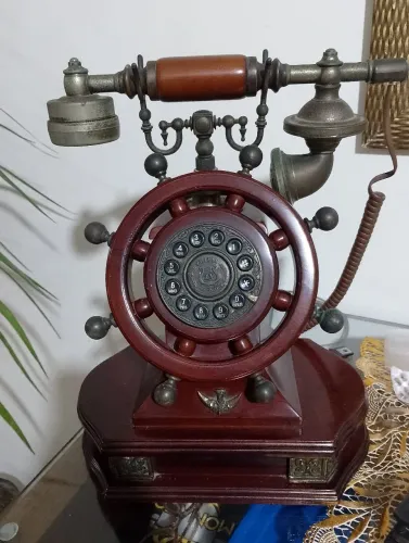 Telefone relíquia dos anos 90