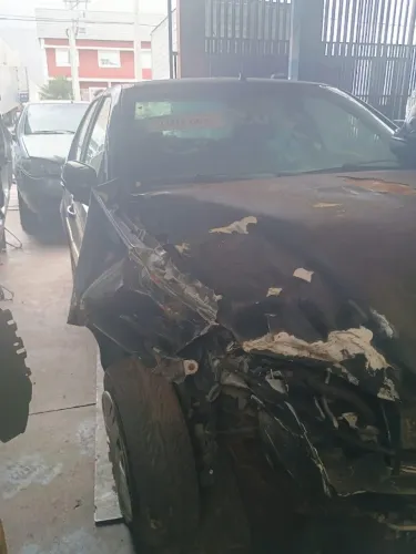 SUCATA FIAT SIENA 1.4 TETRAFUEL 2008 (RETIRADA DE PEÇAS)