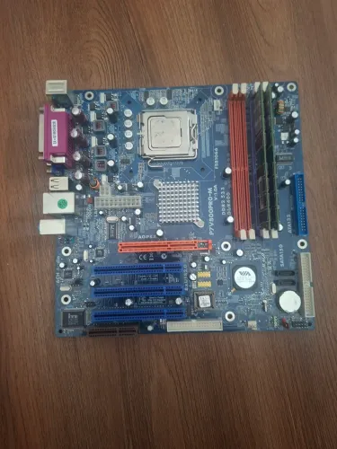 Placa mãe antiga 775 e processador celeron D mais 2 GB DDR1