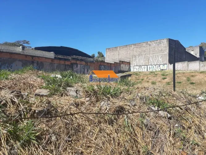 Terreno em Belo Horizonte, no bairro Santa Amélia, à venda.