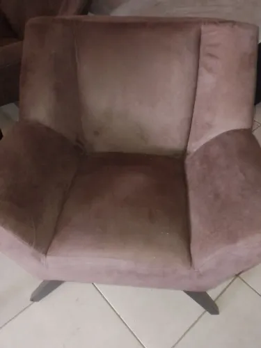 Pra de poltrona marrom em suede