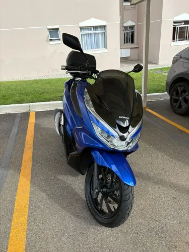 Pcx 2022 super bem cuidada