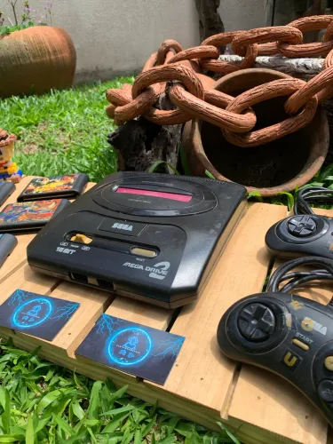 Mega drive com 10 cartuchos (FAÇO ENVIO)
