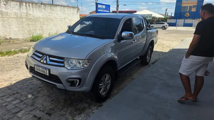 Mitsubishi L200 Triton HPE 3.2 CD TB Int.diesel AUT 2014