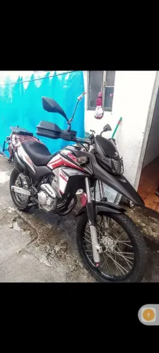 Vendo ou troco Honda xre 300 top zerada !!