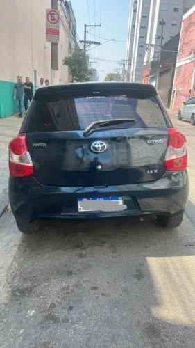 Toyota Etios X 1.3 Flex 16V 5P Mec. 2015