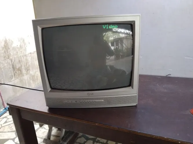 TV LG 20""DE TUBO 