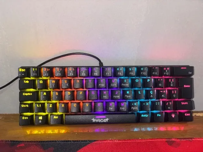 Teclado mecânico 60%, switch vermelho, com fio, sem caixa