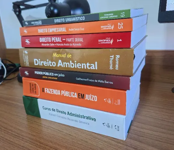 Lote 7 Livros de Direito (2018 a 2020) - Administrativo, Penal, Ambiental e Outros