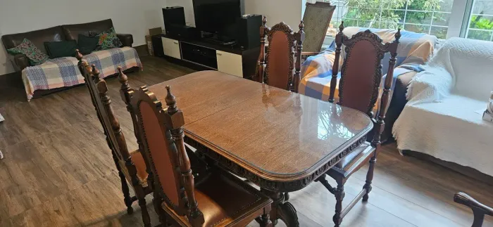MESA DE MADEIRA