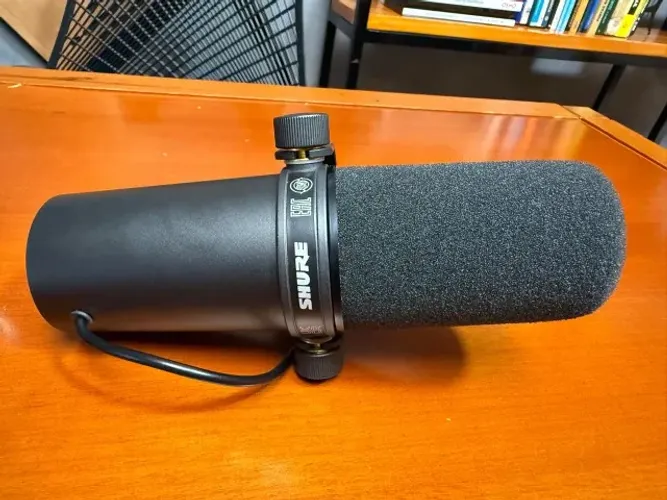 ? Microfone Shure SM7B Original (UKCA - Reino Unido)