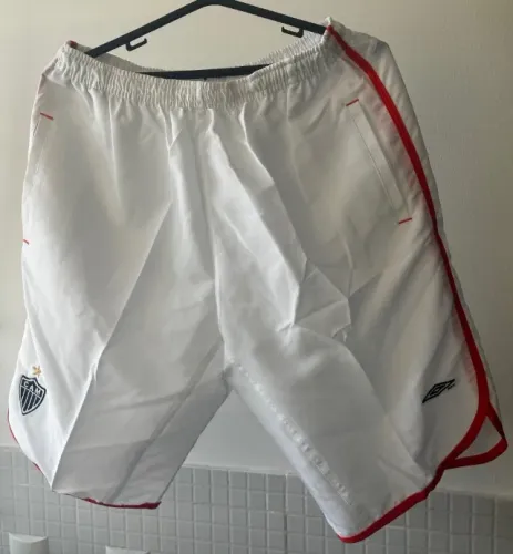 bermuda umbro atlético mineiro branca