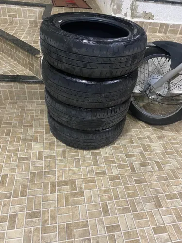 Pneus Roda 15 Dunlop meia vida
