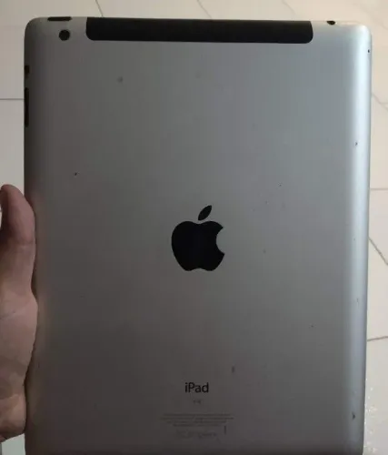 Tablet retirada de peças
