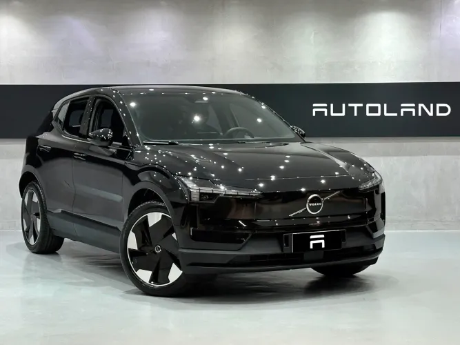 Volvo EX30 E60 Plus (elétrico) 2024