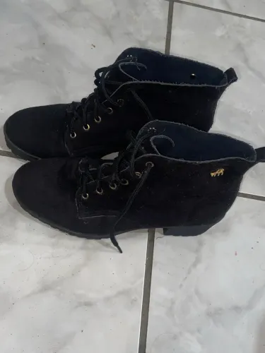 Bota Via Marte 35