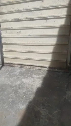 Vende _se 2 portão