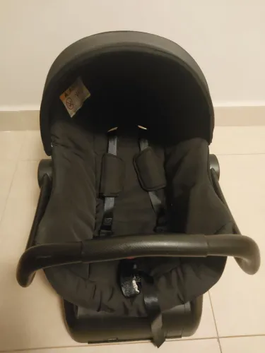 Bebê Conforto - Burigotto - Cadeirinha Usada + Base