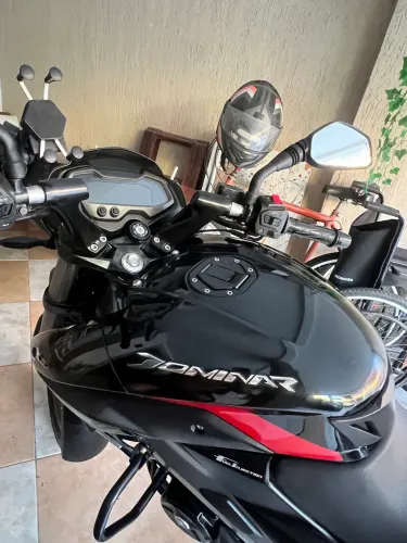 dominar ns160, 2025, Moto muito nova , de garagem