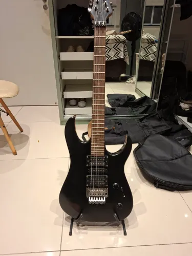 Guitarra [Ler descrição]