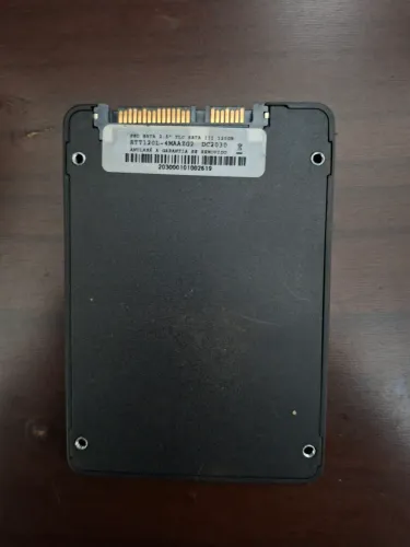 SSD 120GB SATA 3 2.5 Polegadas 96% Saude Apens 141 Horas de Uso