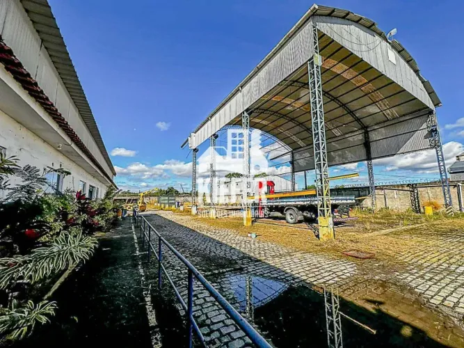 Galpão para alugar, 1700 m² por R$ 13.300,00/mês - Santa Luzia - São Gonçalo/RJ