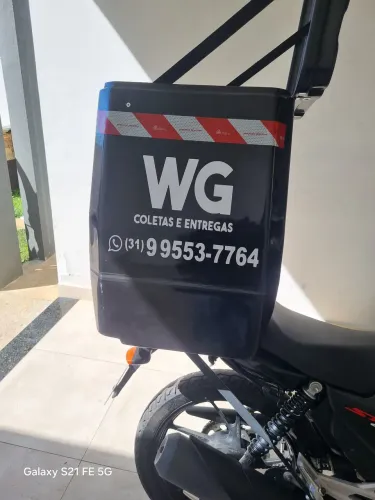 Vendo Baú 110 Litros seminovo completo