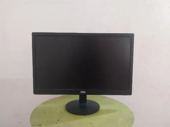 MONITOR AOC 19 POLEGADAS