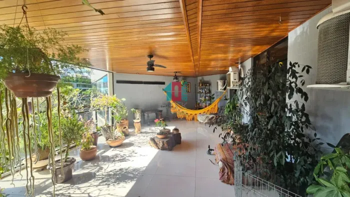 Recreio dos Bandeirantes | Apartamento 2 quartos, sendo 1 suite
