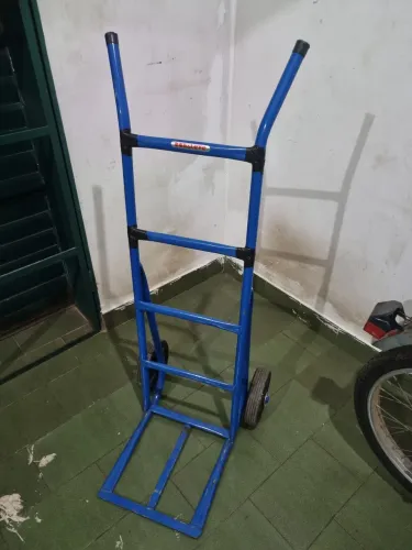 De R$ 500 por R$ 250!!! Carrinho Carga 200kg - NOVO NUNCA USADO! PREÇO PARA SAIR HOJE !!