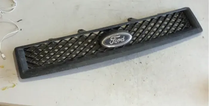 Grade Frontal Parachoque Ford Fiesta 2007 A 2010 