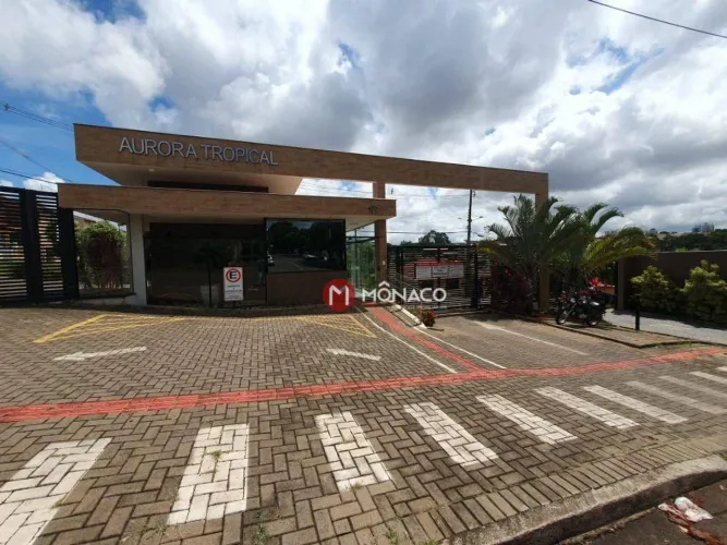 Sobrado com 3 dormitórios para alugar, 58 m² por R$ 1.600/mês - Jardim Tókio - Londrina/PR