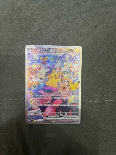 Pikachu 150/128 Coleção de 30anos
