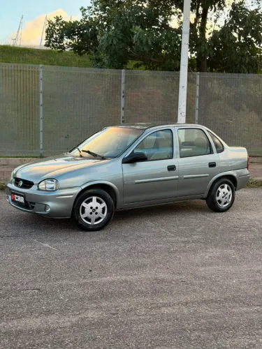 Chevrolet Corsa SED Class.life 1.0/1.0 Flexpower (álcool) 2006