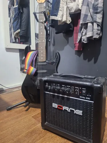 Guitarra e amplificador