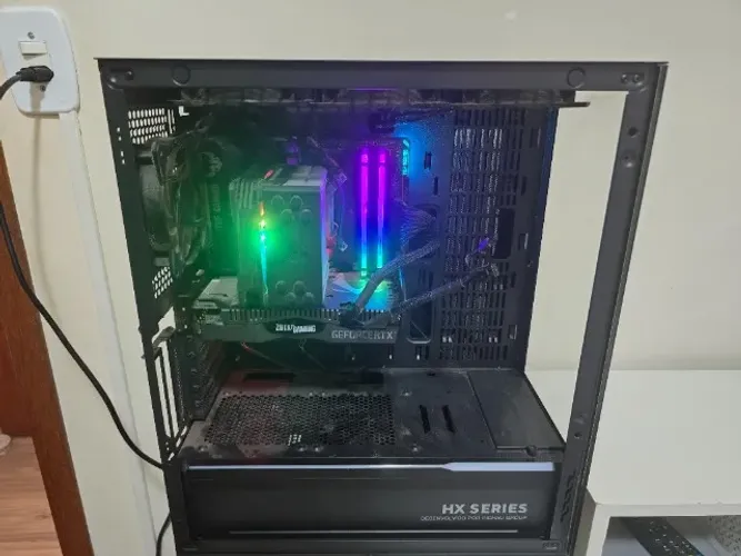 PC GAMER i7 9700 - RTX 2060 6GB - 16GB RAM - 512GB SSD