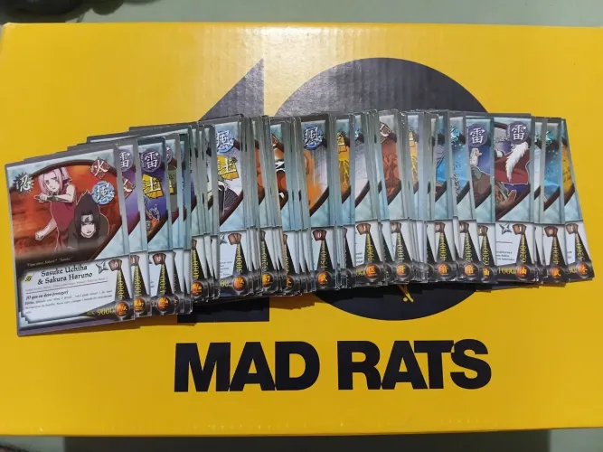 Lote de 99 cards de Naruto sem repetidas