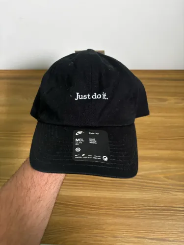 Boné Nike just do it preto