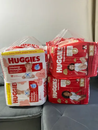FRALDA HUGGIES - 58 e 54 Tiras