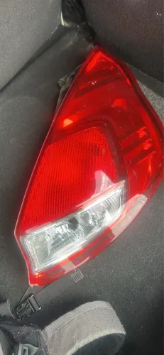 Lanterna traseira New Fiesta 