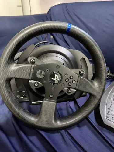 Volante Thrustmaster T300