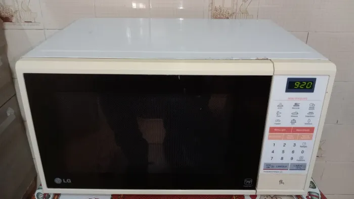 Vendo microondas LG