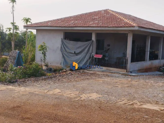Chácara com 3 quartos à venda, 1200 m² por R$ 780.000 - Parque Industrial 200 - Maringá/PR