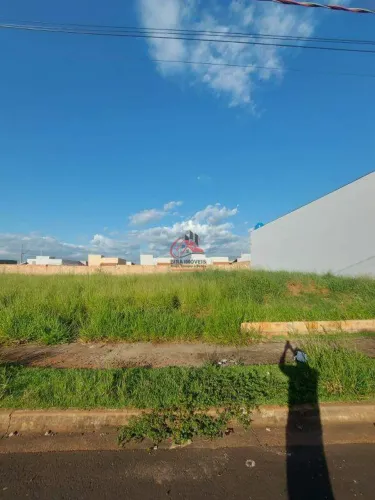 Terreno à Venda - 250m² - Bairro Ilha Bela