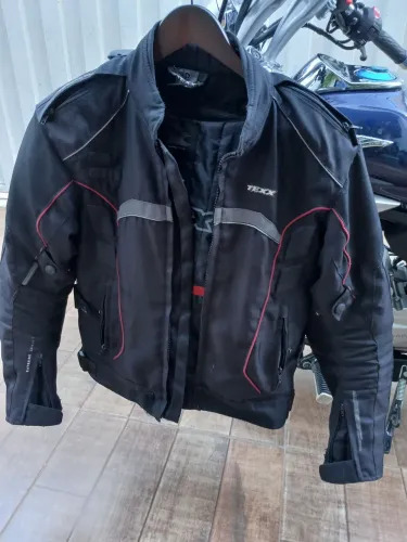 Jaqueta/Motociclista TEXX Strike,