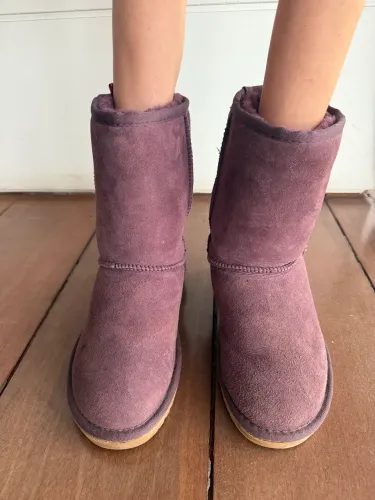 Bota UGG Classic Short II Roxa