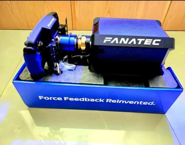 Base e Volante Fanatec F1