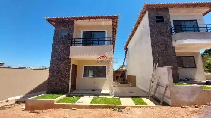 Casa nova em condomínio à venda na Rasa Buzios